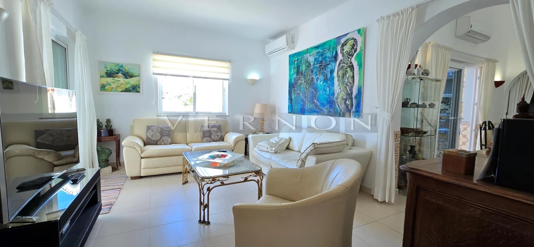 Moradia T4 para Venda em Lagoa e Carvoeiro Foto 12