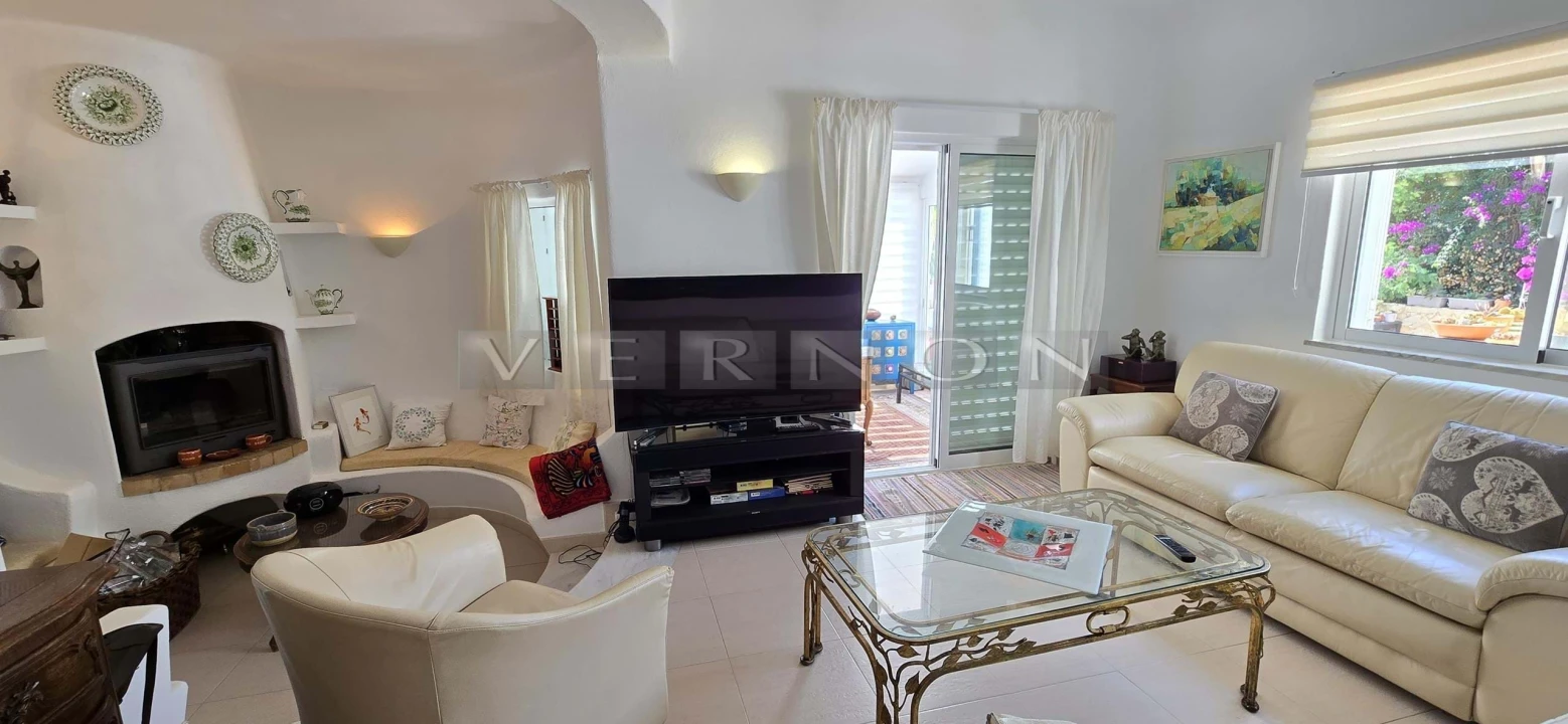 Moradia T4 para Venda em Lagoa e Carvoeiro Foto 6