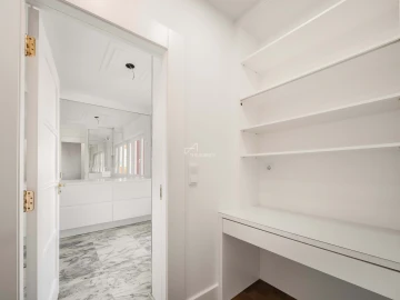 Apartamento T4 para Venda em Arroios