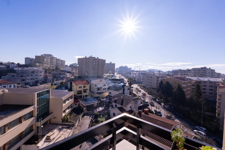 Apartamento T3 para Arrendamento em Rio Tinto Foto 8