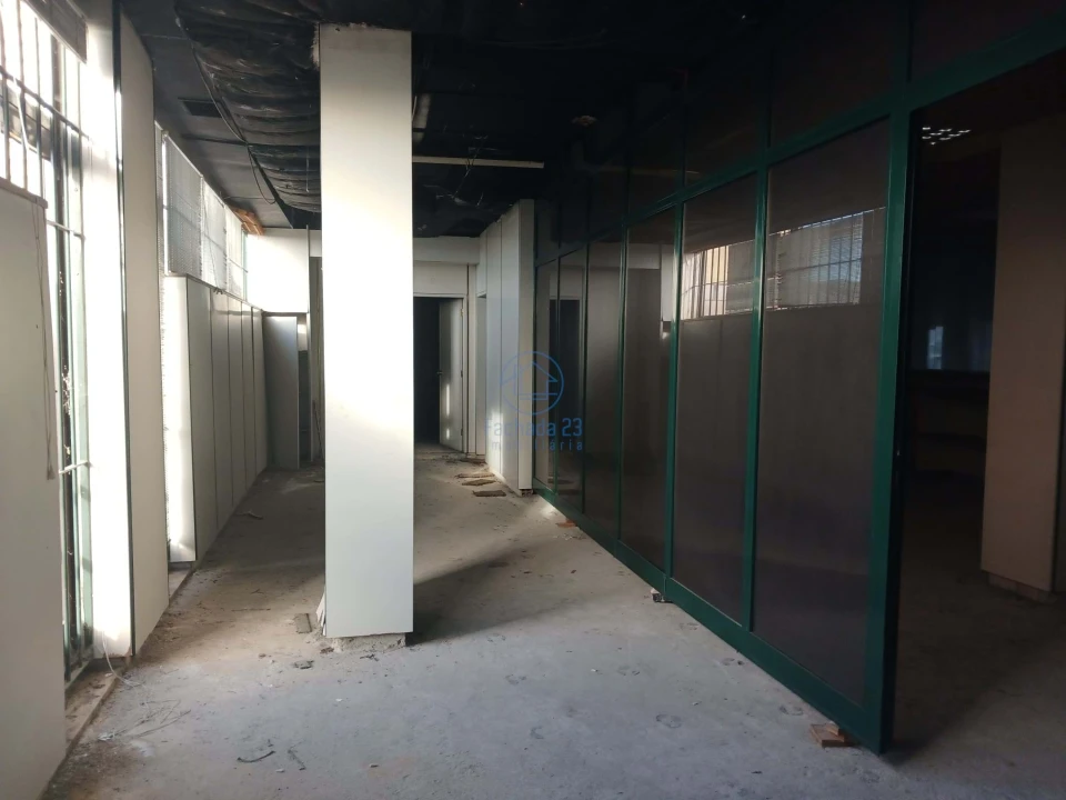 Negócio para Venda em Valadares Foto 17