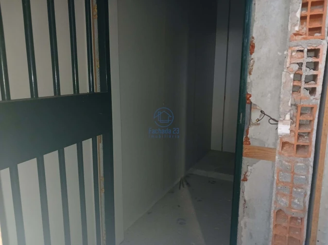 Negócio para Venda em Valadares Foto 19