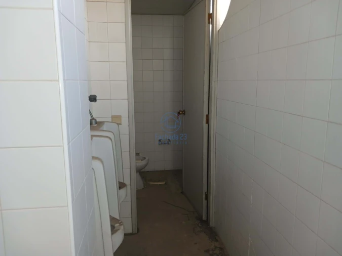 Negócio para Venda em Valadares Foto 15