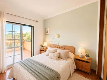 Moradia T3 para Venda em Odiaxere