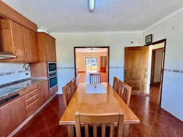 Moradia T3 para Venda em Odiaxere