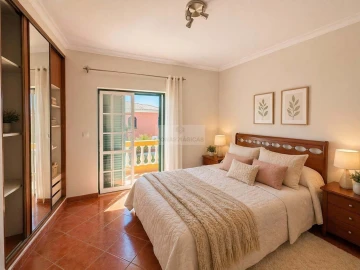 Moradia T3 para Venda em Odiaxere