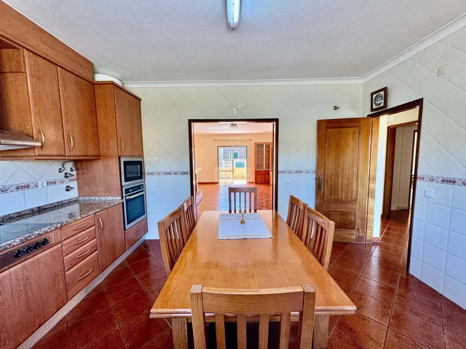 Moradia T3 para Venda em Odiaxere Foto 8