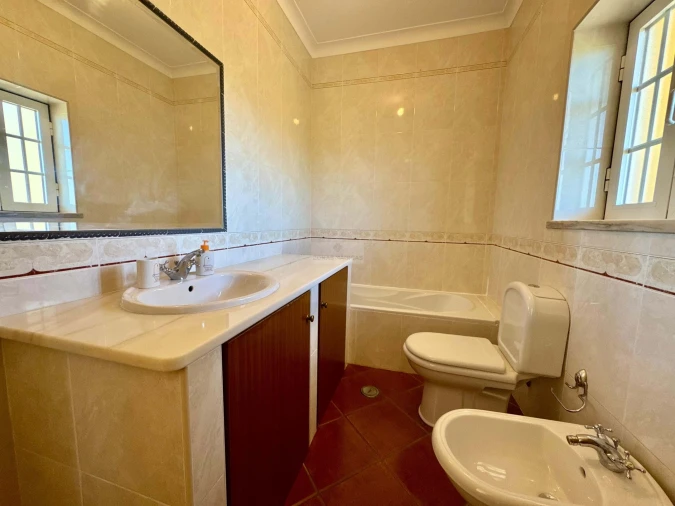 Moradia T3 para Venda em Odiaxere Foto 17