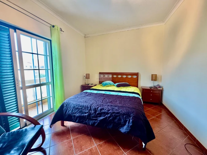 Moradia T3 para Venda em Odiaxere Foto 5