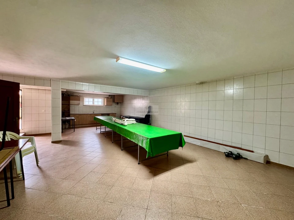 Moradia T3 para Venda em Odiaxere Foto 28