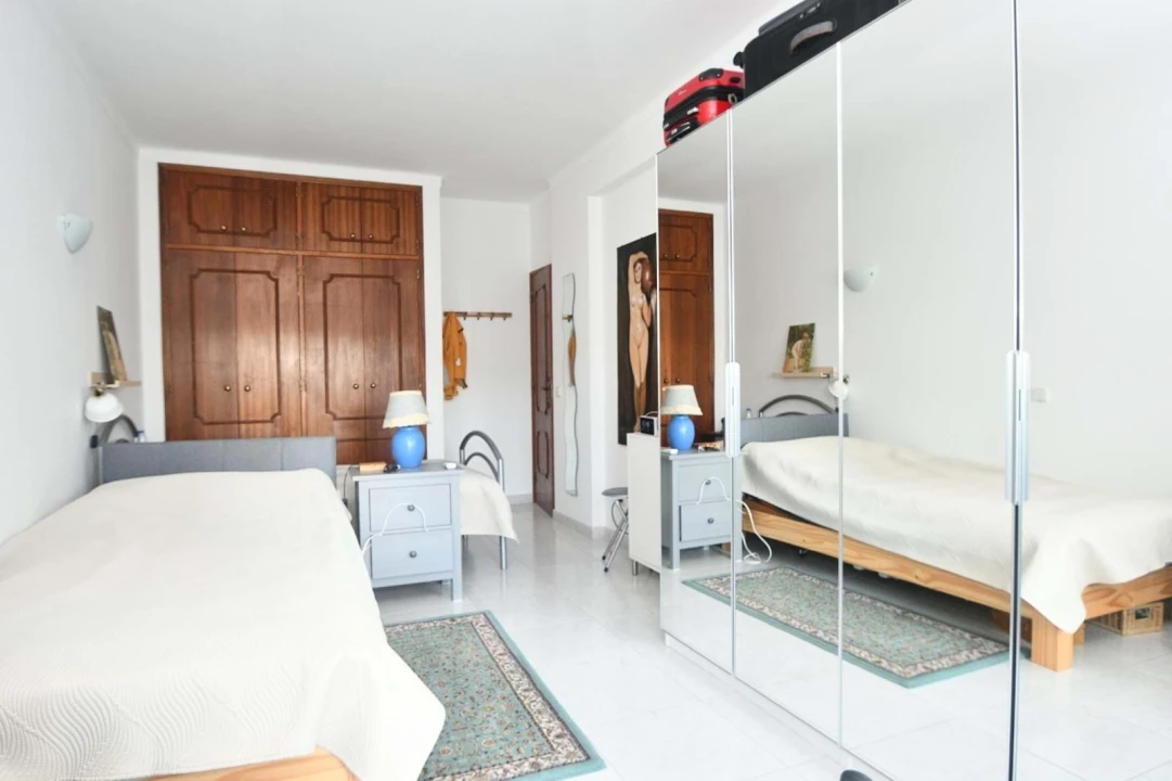 Apartamento T1 para Venda em Ferragudo Foto 5