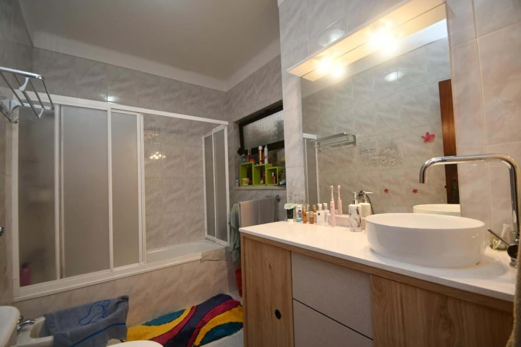 Apartamento T1 para Venda em Ferragudo Foto 17