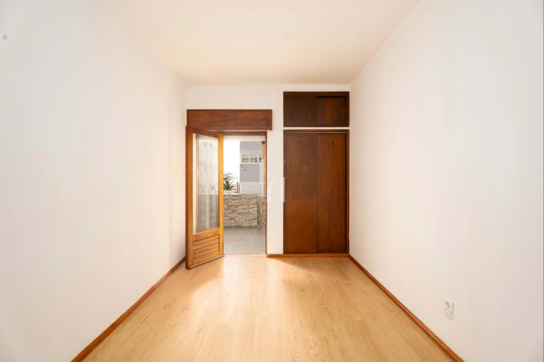 Apartamento T1 para Venda em Armação de Pera Foto 17