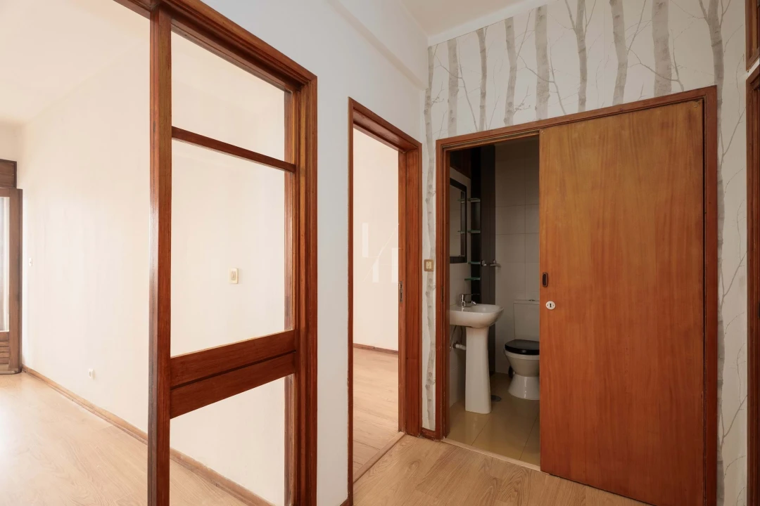 Apartamento T1 para Venda em Armação de Pera Foto 3