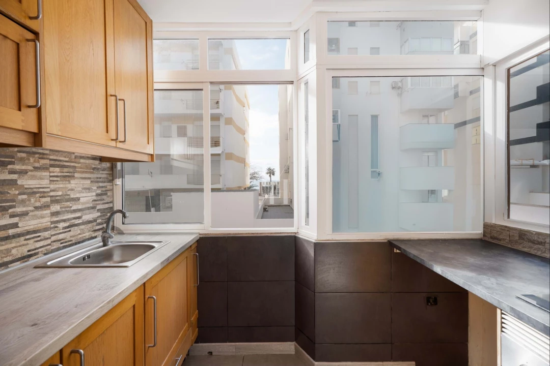 Apartamento T1 para Venda em Armação de Pera Foto 7