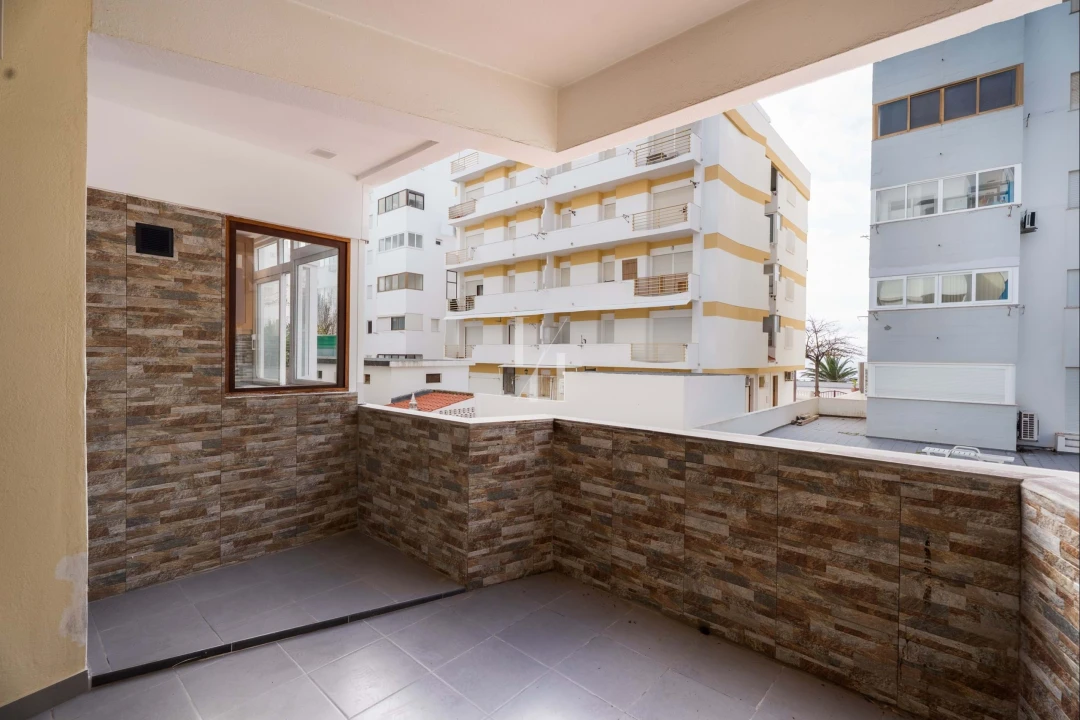 Apartamento T1 para Venda em Armação de Pera Foto 5