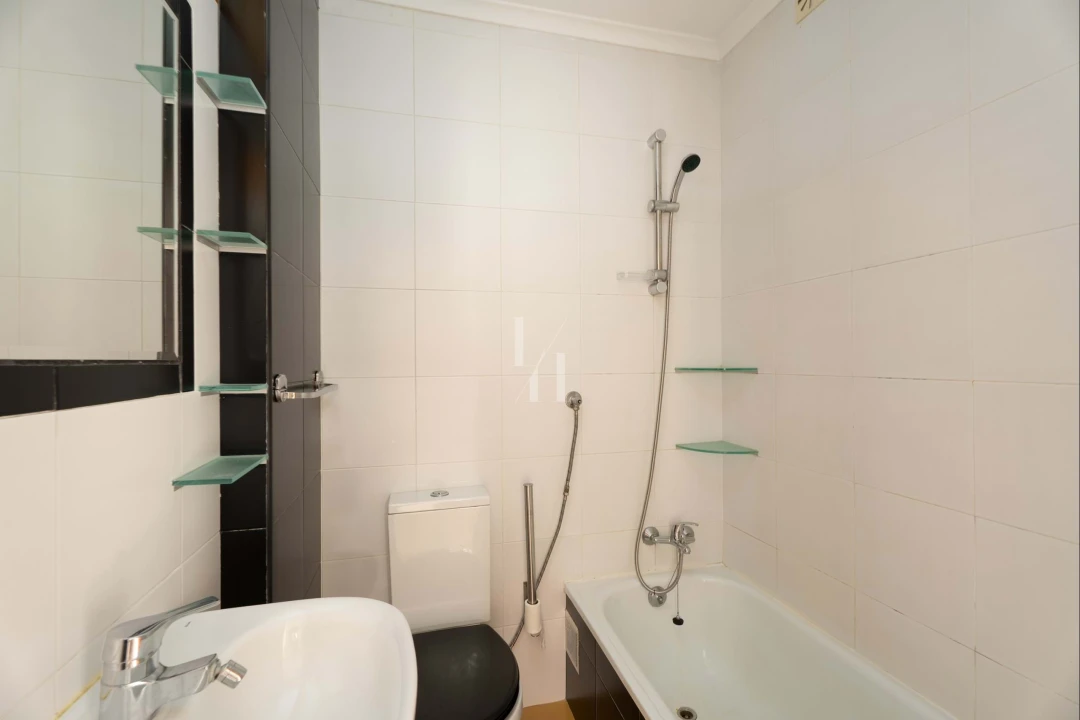 Apartamento T1 para Venda em Armação de Pera Foto 21