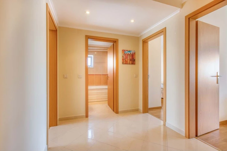 Apartamento T3 para Venda em Corroios Foto 9