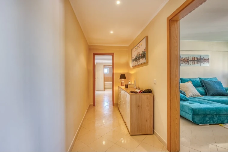 Apartamento T3 para Venda em Corroios Foto 5