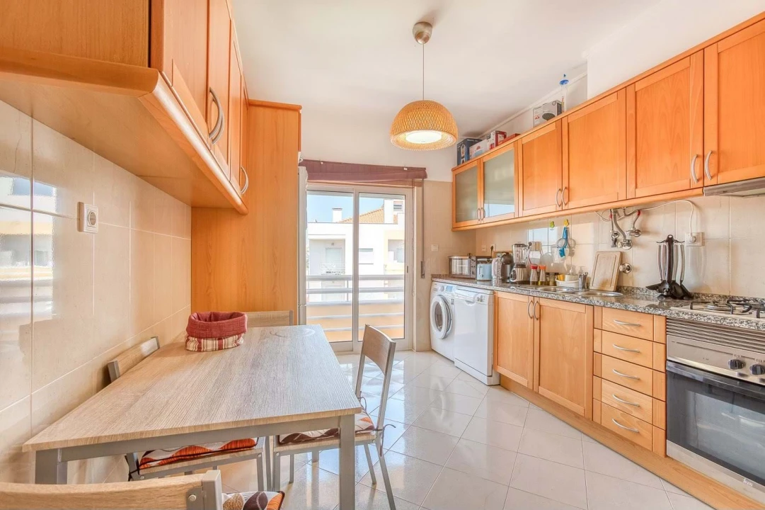 Apartamento T3 para Venda em Corroios Foto 3