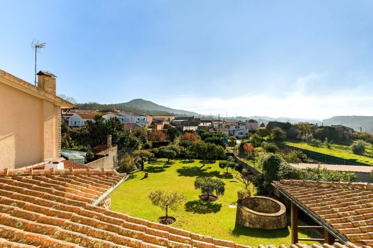 Moradia T5 para Venda em Luso Foto 5