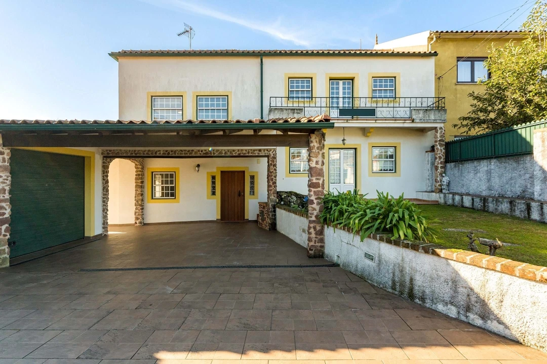 Moradia T5 para Venda em Luso Foto 7