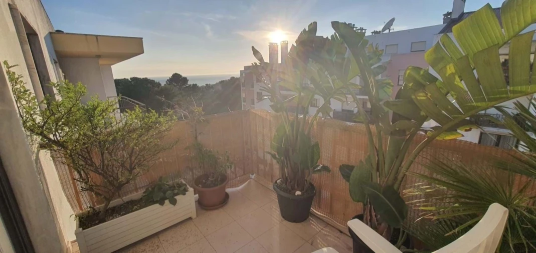 Apartamento T3 para Venda em Algés, Linda-A-Velha e Cruz Quebrada-Dafundo Foto 2