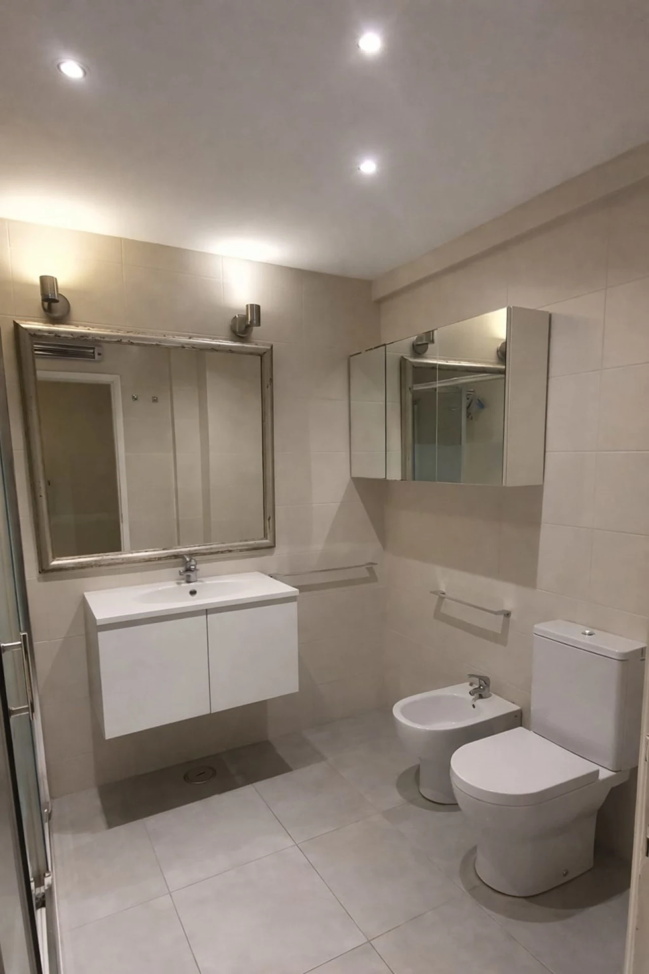 Apartamento T3 para Venda em Algés, Linda-A-Velha e Cruz Quebrada-Dafundo Foto 18