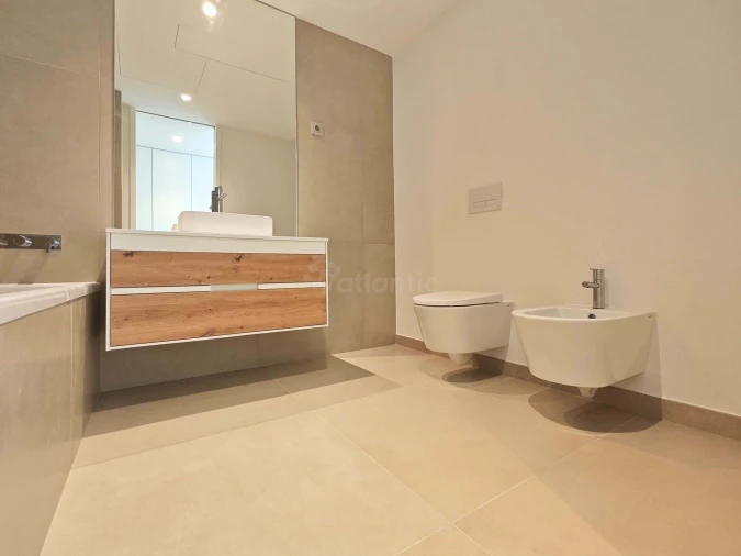 Apartamento T3 para Venda em Póvoa de Santa Iria e Forte da Casa Foto 16