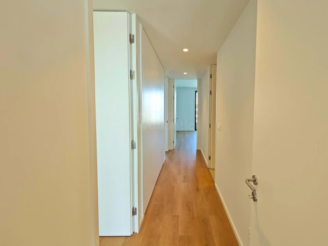 Apartamento T3 para Venda em Póvoa de Santa Iria e Forte da Casa Foto 12