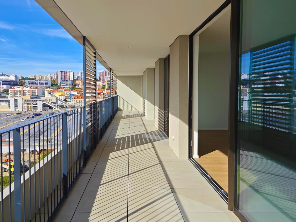 Apartamento T3 para Venda em Póvoa de Santa Iria e Forte da Casa Foto 8