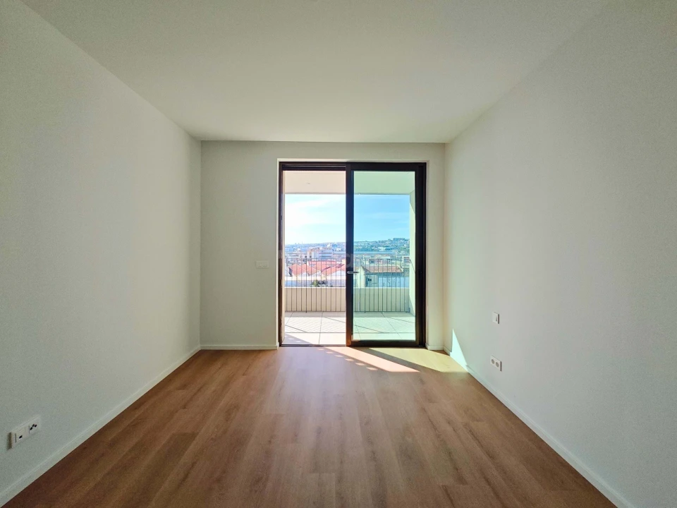 Apartamento T3 para Venda em Póvoa de Santa Iria e Forte da Casa Foto 13