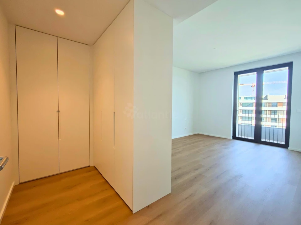 Apartamento T3 para Venda em Póvoa de Santa Iria e Forte da Casa Foto 17