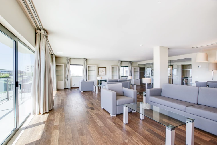 Apartamento T3 para Arrendamento em Agualva e Mira-Sintra Foto 6