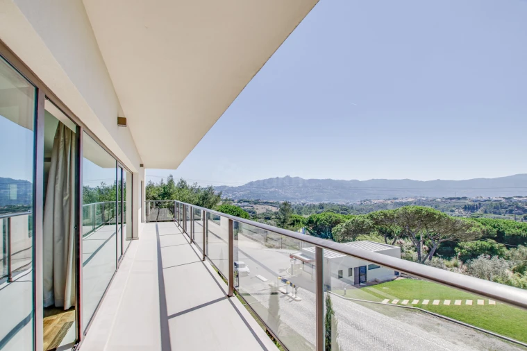 Apartamento T3 para Arrendamento em Agualva e Mira-Sintra Foto 1