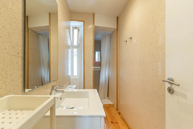 Prédio para Venda em Cedofeita, Santo Ildefonso, Sé, Miragaia, São Nicolau e Vitória Foto 24