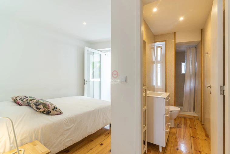 Prédio para Venda em Cedofeita, Santo Ildefonso, Sé, Miragaia, São Nicolau e Vitória Foto 25