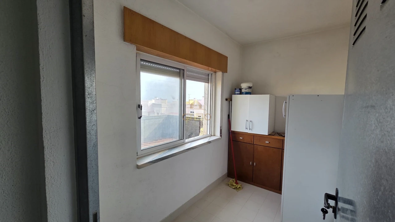 Apartamento T2 para Venda em Póvoa de Santa Iria e Forte da Casa Foto 20