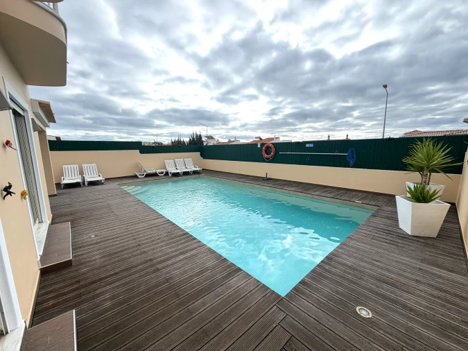 Moradia T4 para Venda em Lagos (São Sebastião e Santa Maria) Foto 9