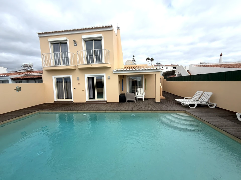 Moradia T4 para Venda em Lagos (São Sebastião e Santa Maria) Foto 11