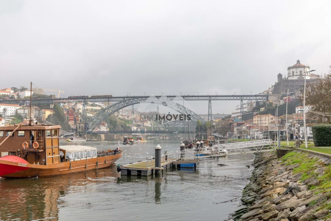 Apartamento T4 para Venda em Santa Marinha Foto 39