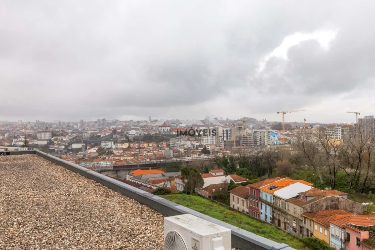 Apartamento T4 para Venda em Santa Marinha Foto 50