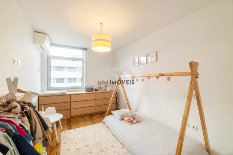 Apartamento T4 para Venda em Santa Marinha Foto 77