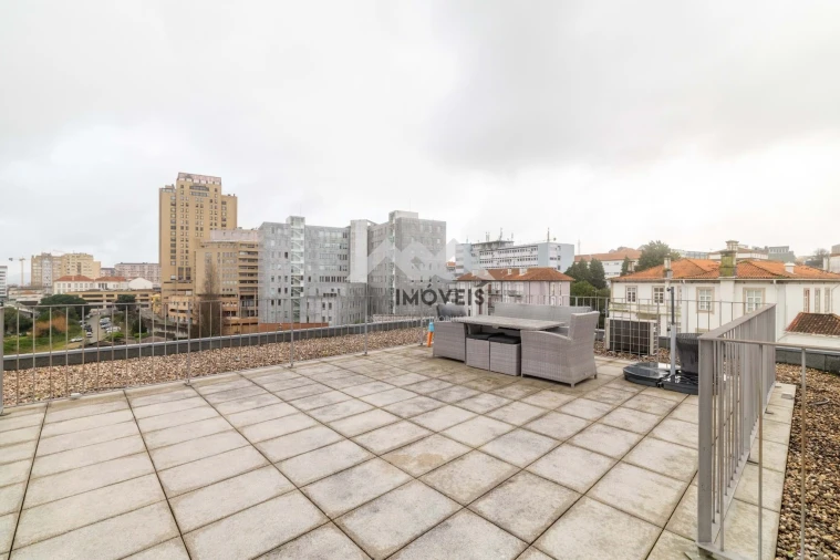 Apartamento T4 para Venda em Santa Marinha Foto 27
