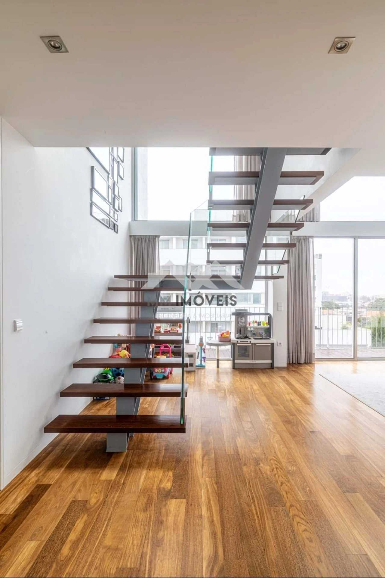 Apartamento T4 para Venda em Santa Marinha Foto 64