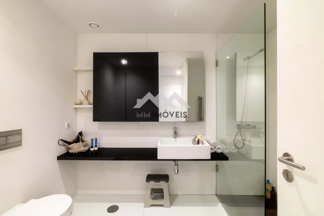 Apartamento T4 para Venda em Santa Marinha Foto 56