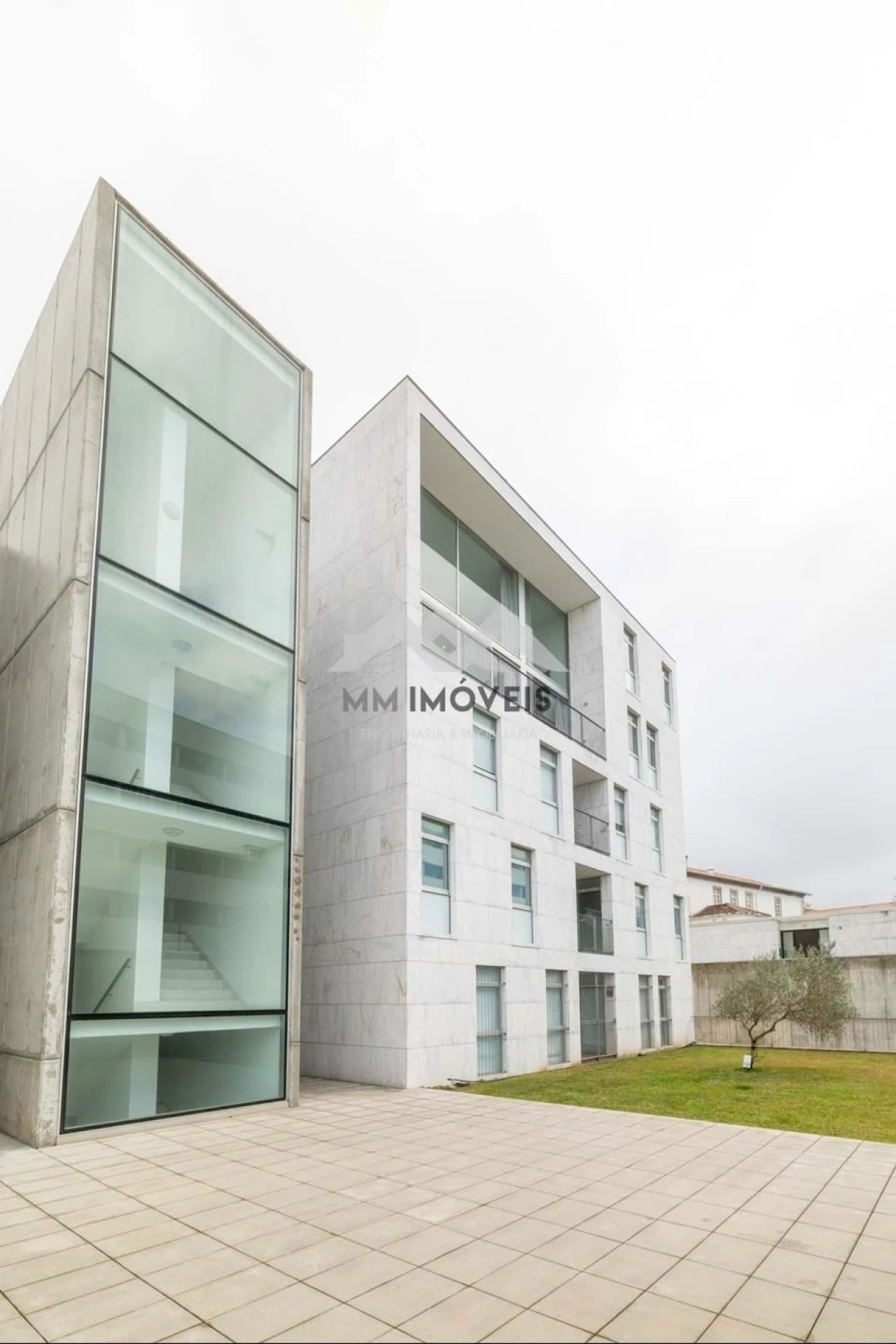 Apartamento T4 para Venda em Santa Marinha Foto 29