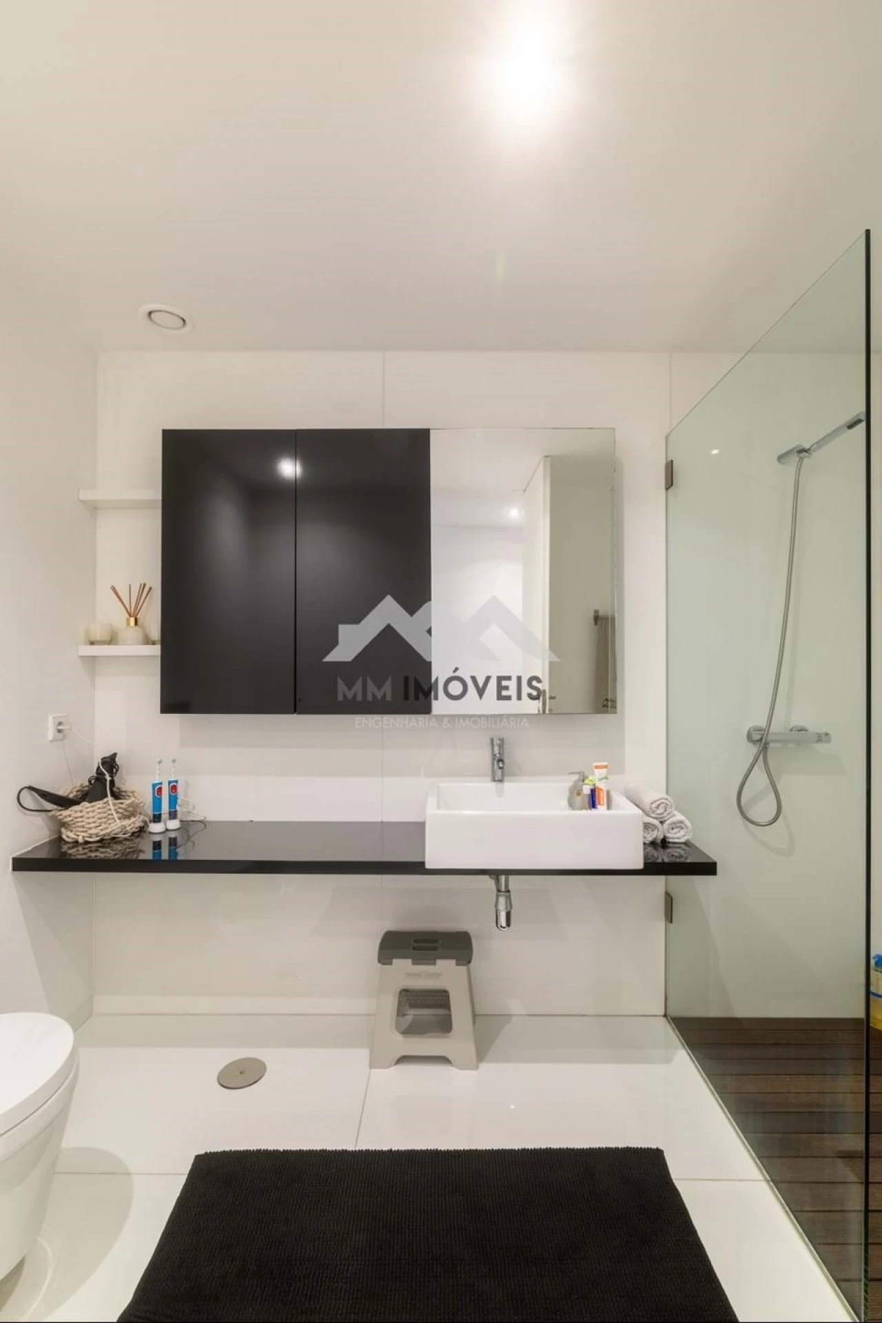 Apartamento T4 para Venda em Santa Marinha Foto 55