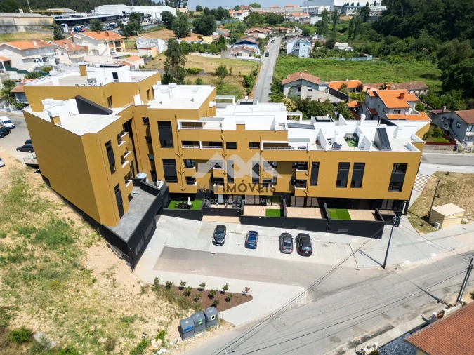 Apartamento T2 para Venda em Argoncilhe Foto 8