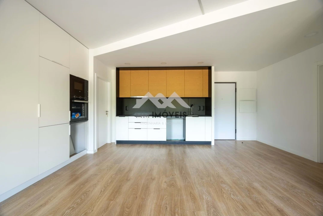 Apartamento T2 para Venda em Argoncilhe Foto 7